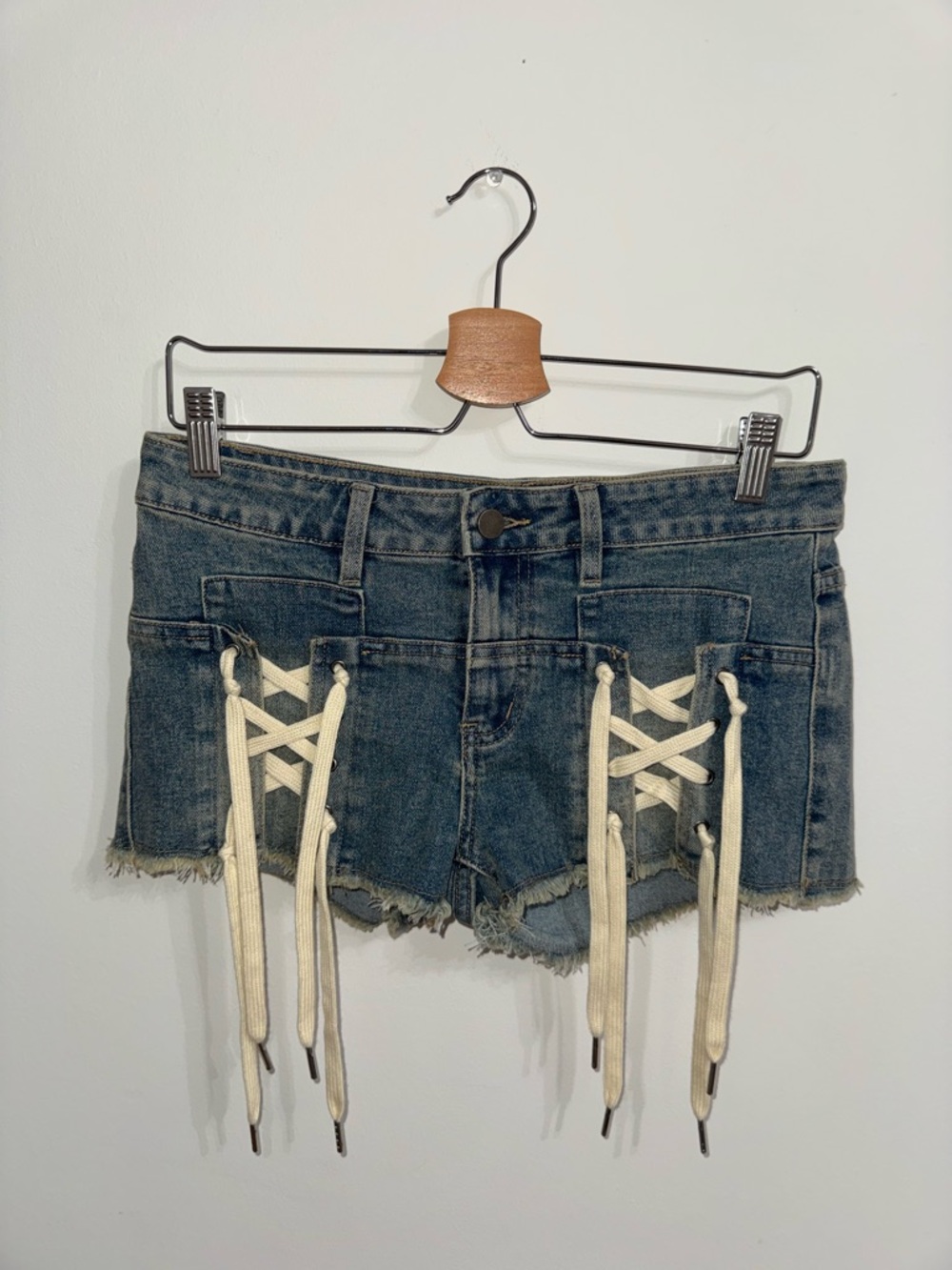 Denim Lace-Up Frayed Hem Women's Shorts - Blue